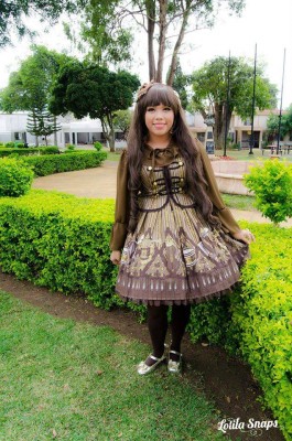 EVENT SNAP - COSTA RICA Amy Murcia  Jsk: Quartet chocolate - Angelic Pretty Shoes: Antaina  Blouse/Socks/Headdres: off brand 